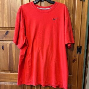 Nike Men's Bold Red Short Sleeve Tee